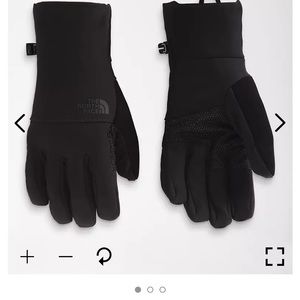 NORTHFACE APEX HEATED GLOVES- NEW WITH TAGS.